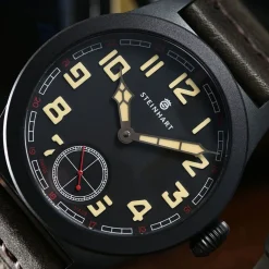 Steinhart Watches Military 42 Handwinding Black