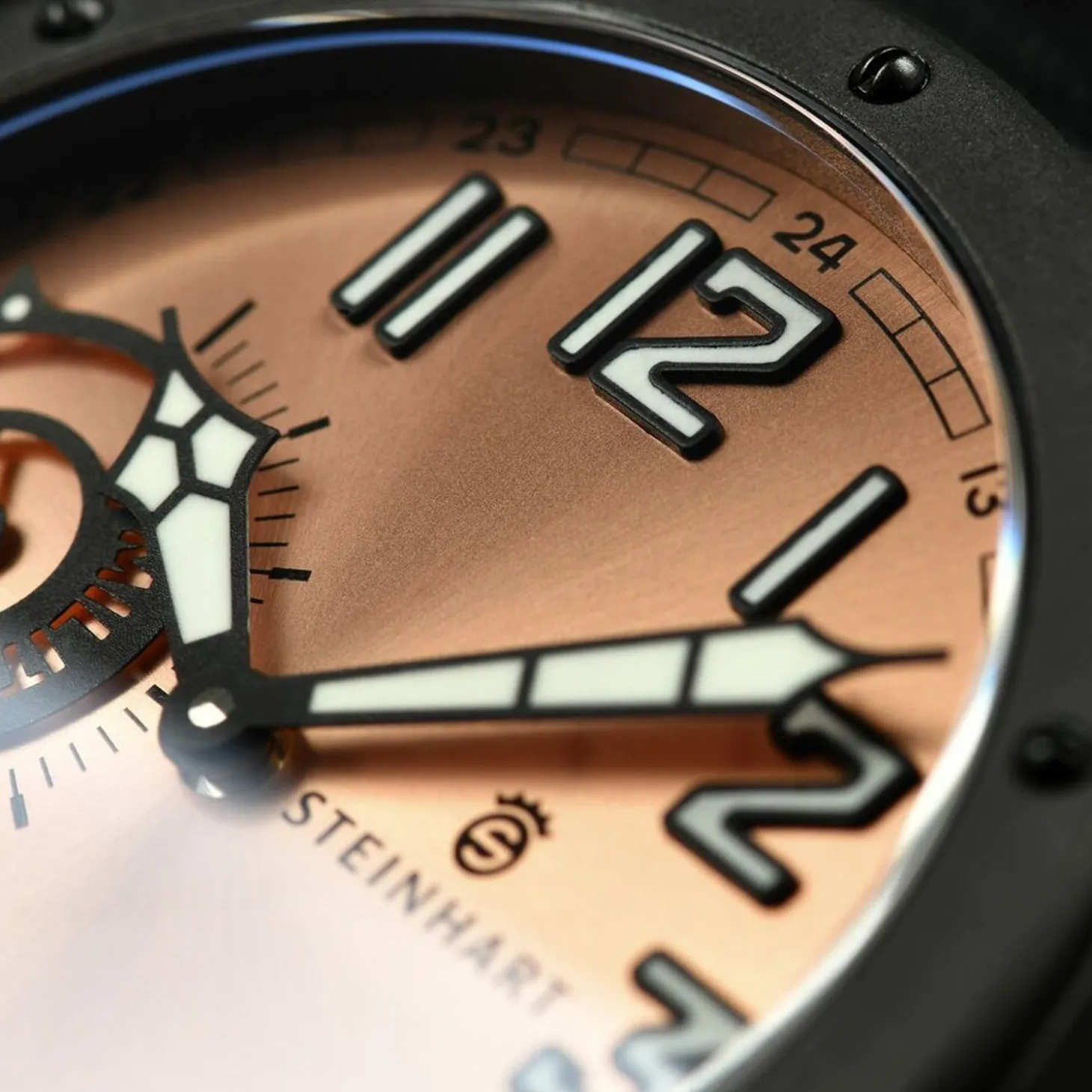 Steinhart Watches Military 47 St1 Pink Gold Ltd. Edition