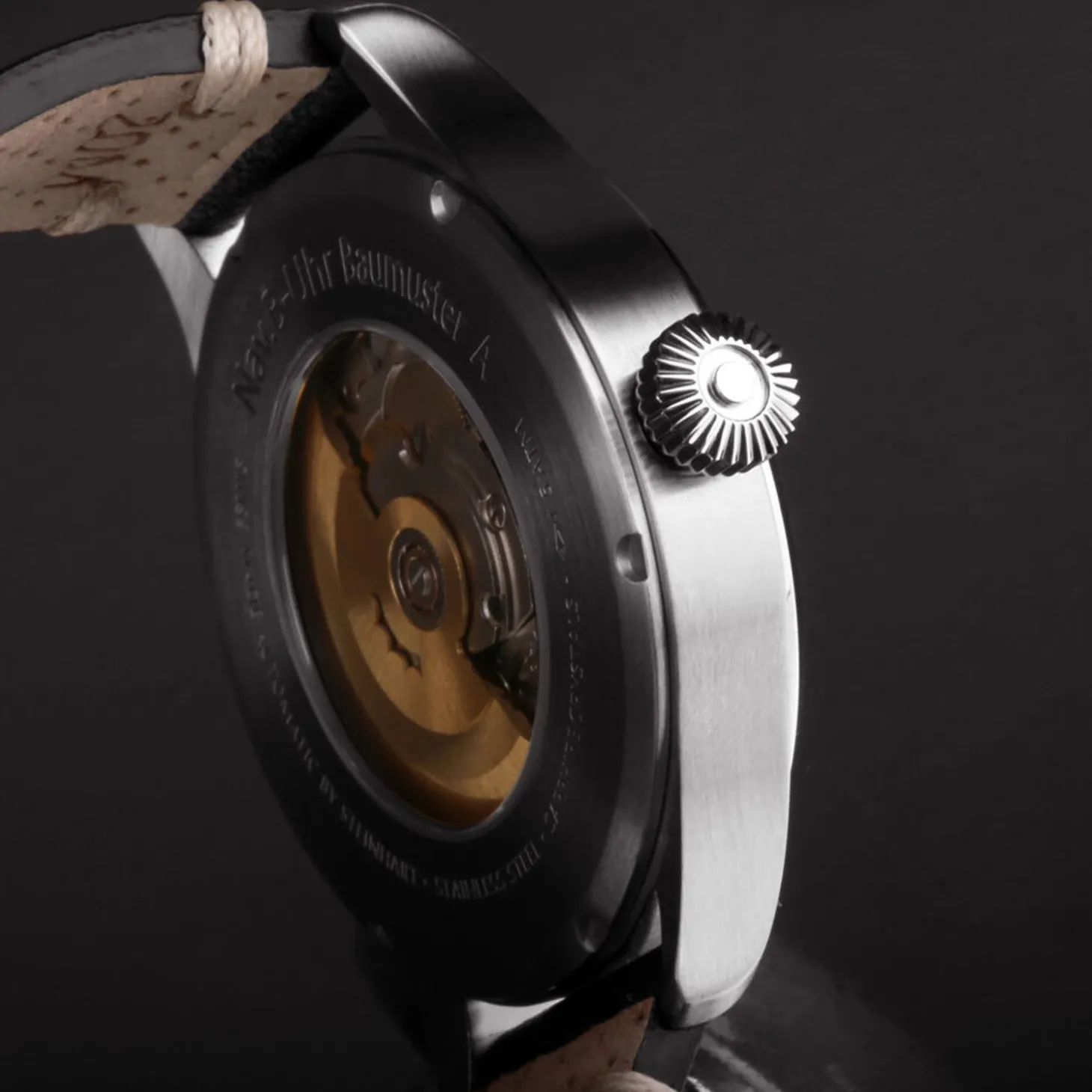 Steinhart Watches Nav B-Uhr 42 Black A-Muster