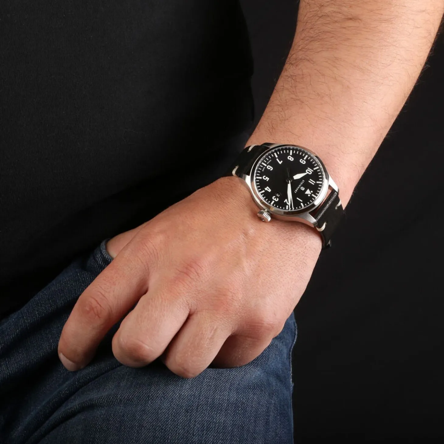 Steinhart Watches Nav B-Uhr 42 Black A-Muster