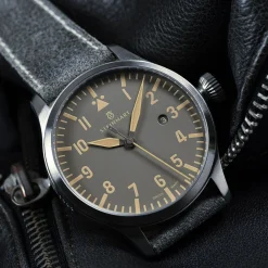 Steinhart Watches Nav B-Uhr 44 Date Vintage Grey