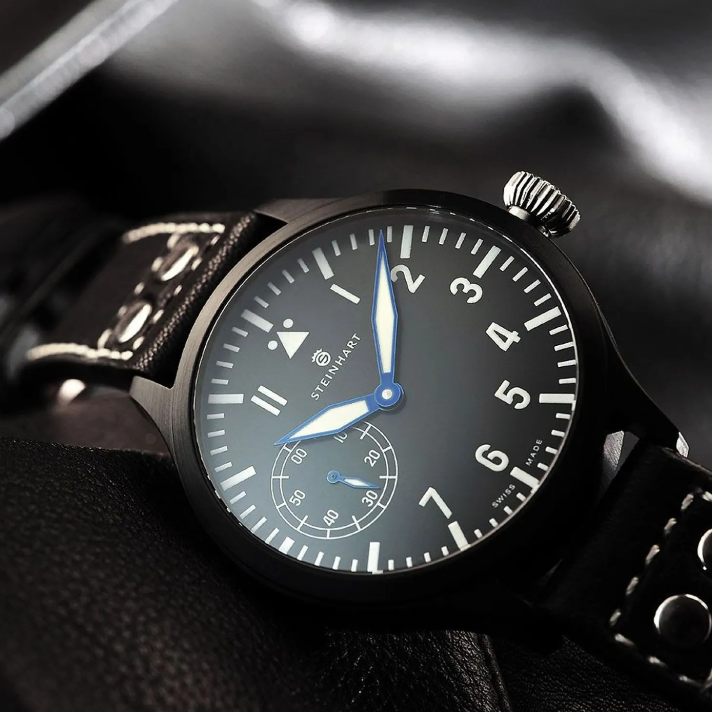 Steinhart Watches Nav B-Uhr 47 Handaufzug Black