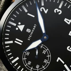 Steinhart Watches Nav B-Uhr 47 Handaufzug Black
