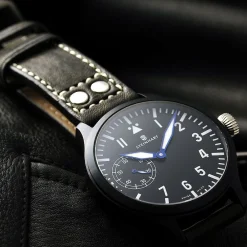 Steinhart Watches Nav B-Uhr 47 Handaufzug Black