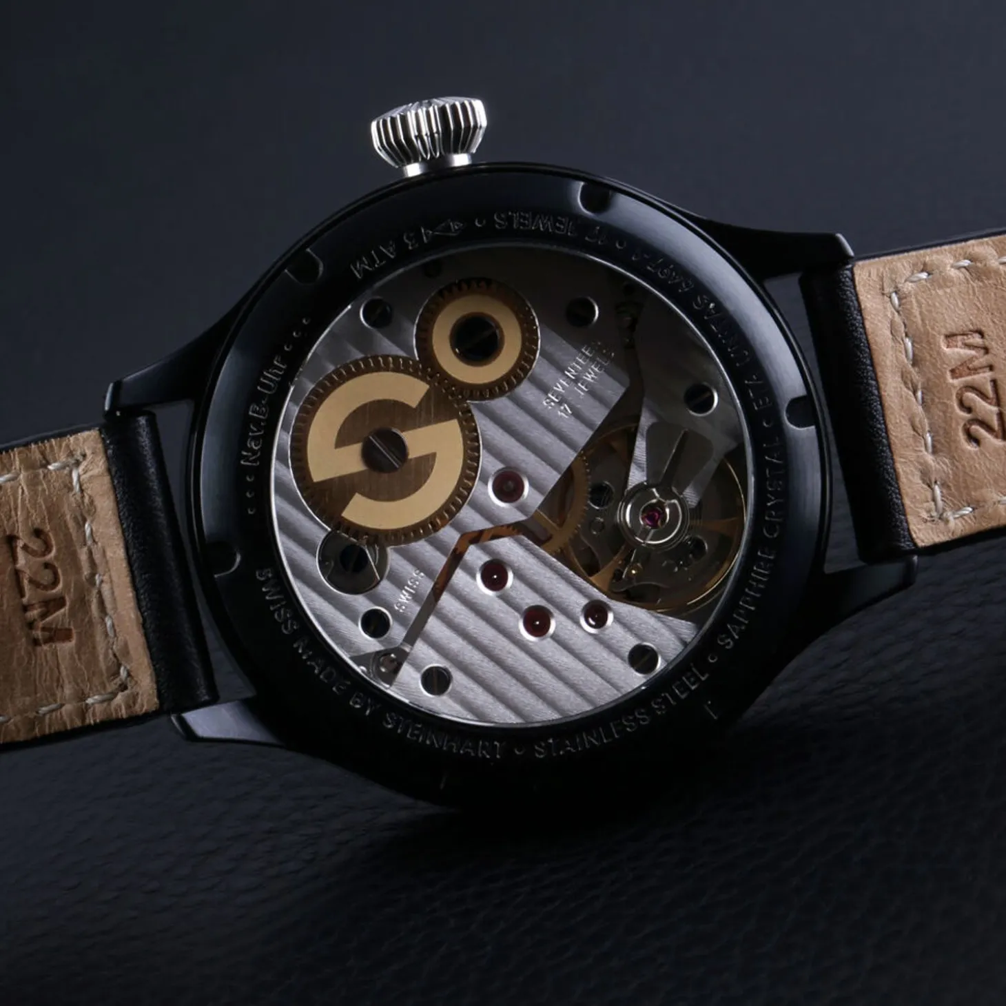 Steinhart Watches Nav B-Uhr 47 Handaufzug Black