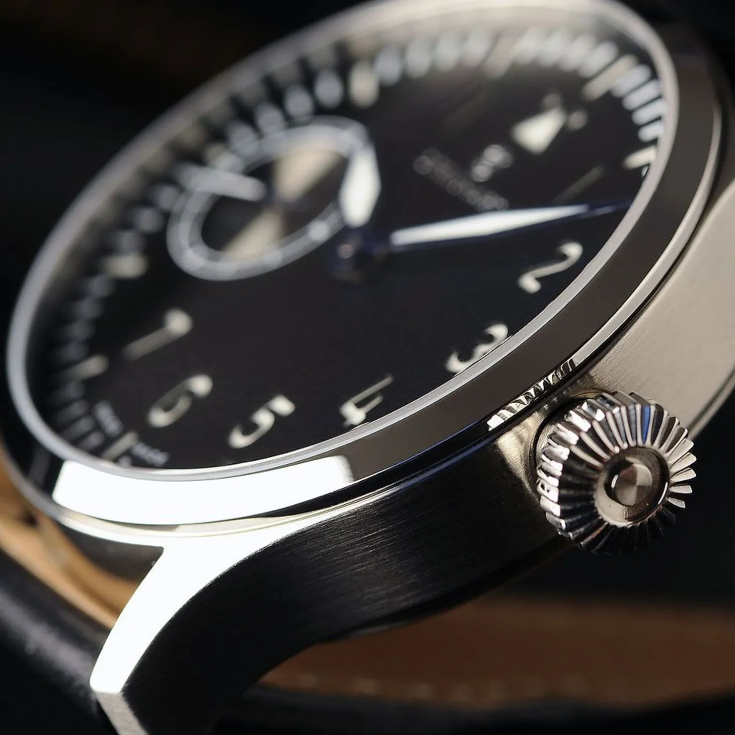 Steinhart Watches Nav B-Uhr 44 St1 Premium Gold