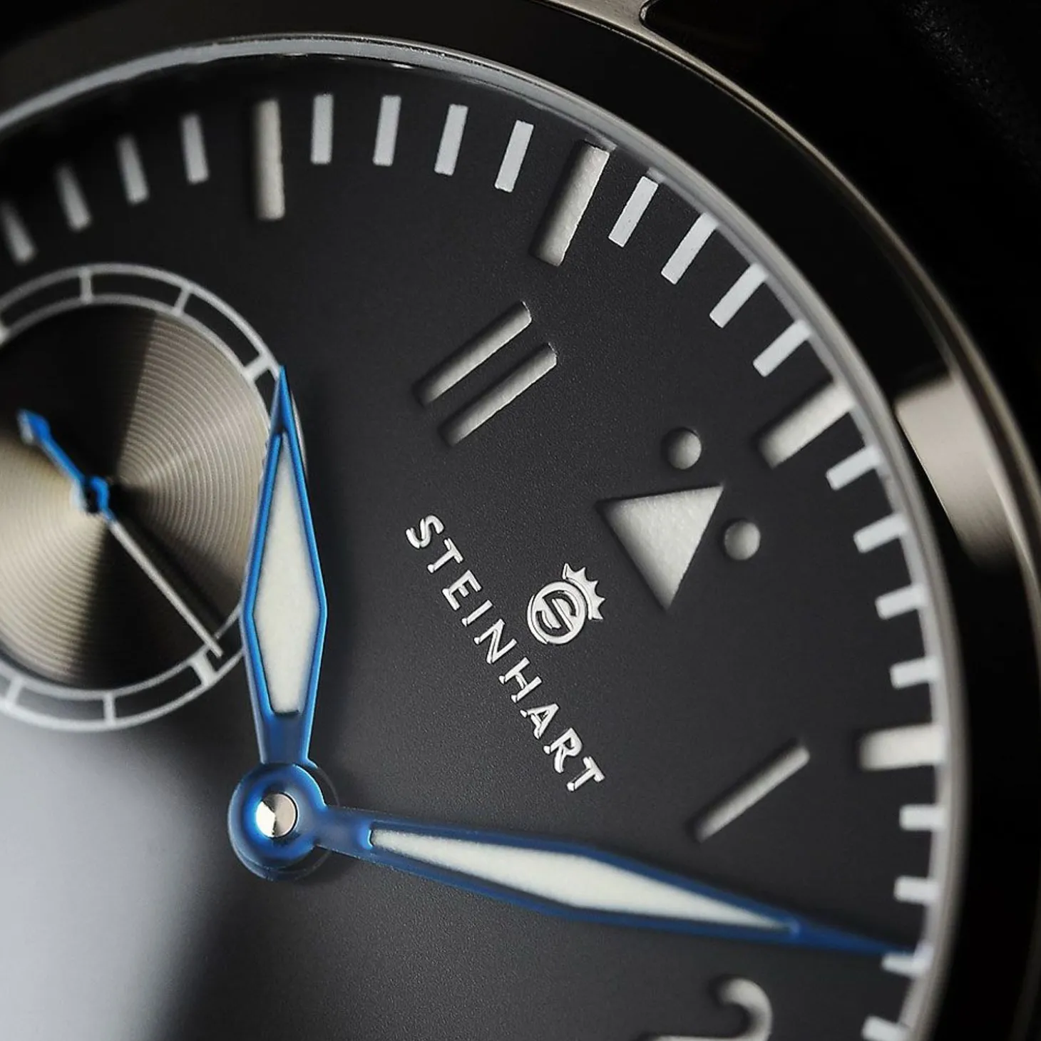 Steinhart Watches Nav B-Uhr 44 St1 Premium Gold