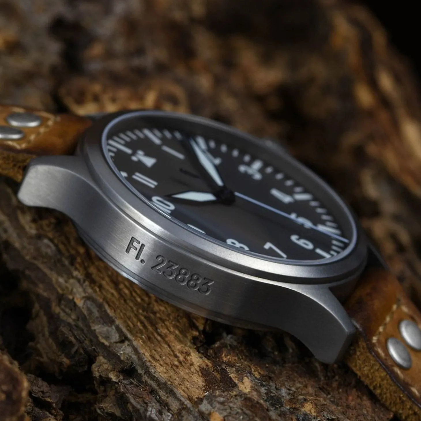 Steinhart Watches Nav B-Uhr 47 Titan A-Type Central Second