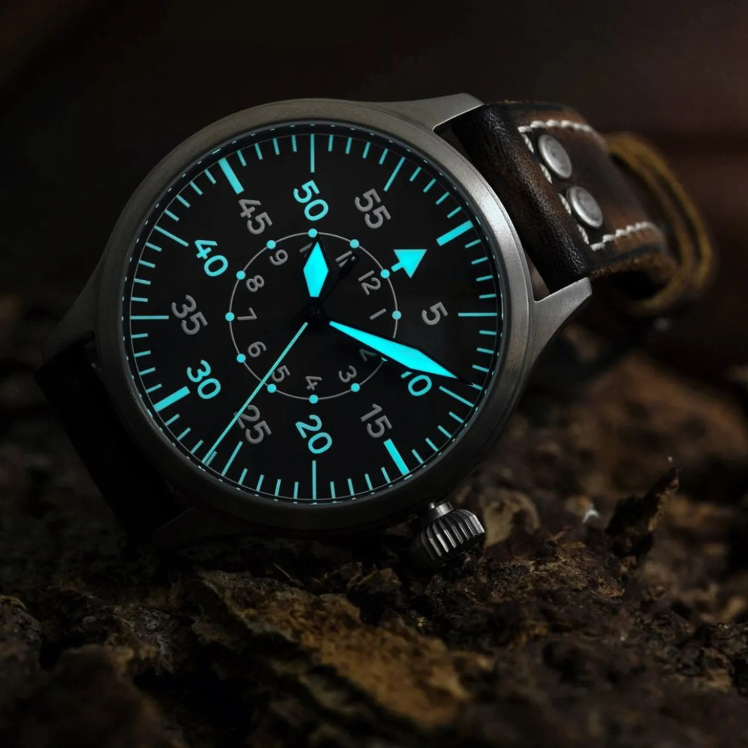 Steinhart Watches Nav B-Uhr 47 Titan B-Type Central Second