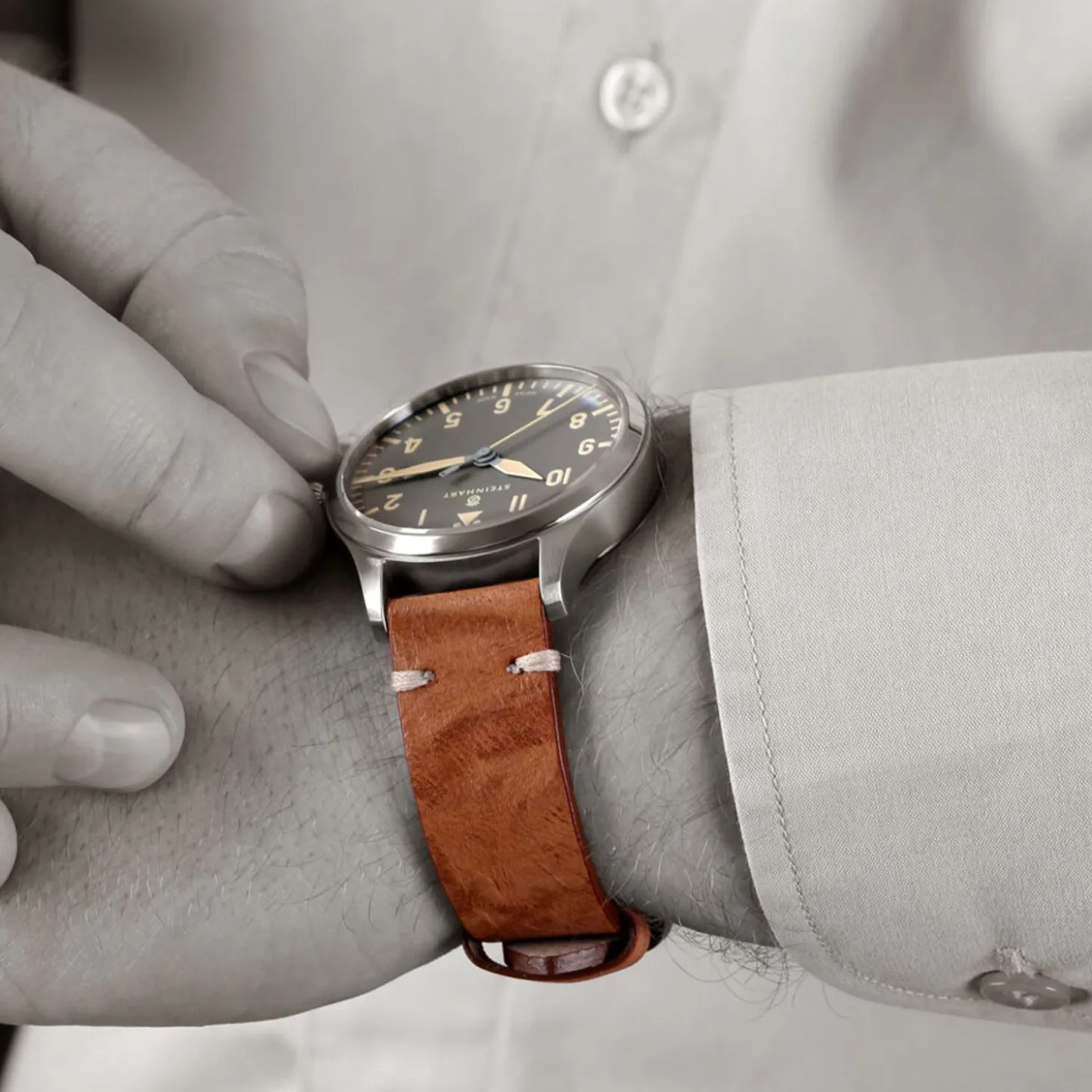 Steinhart Watches Nav B-Uhr 42 Vintage Beige A-Muster