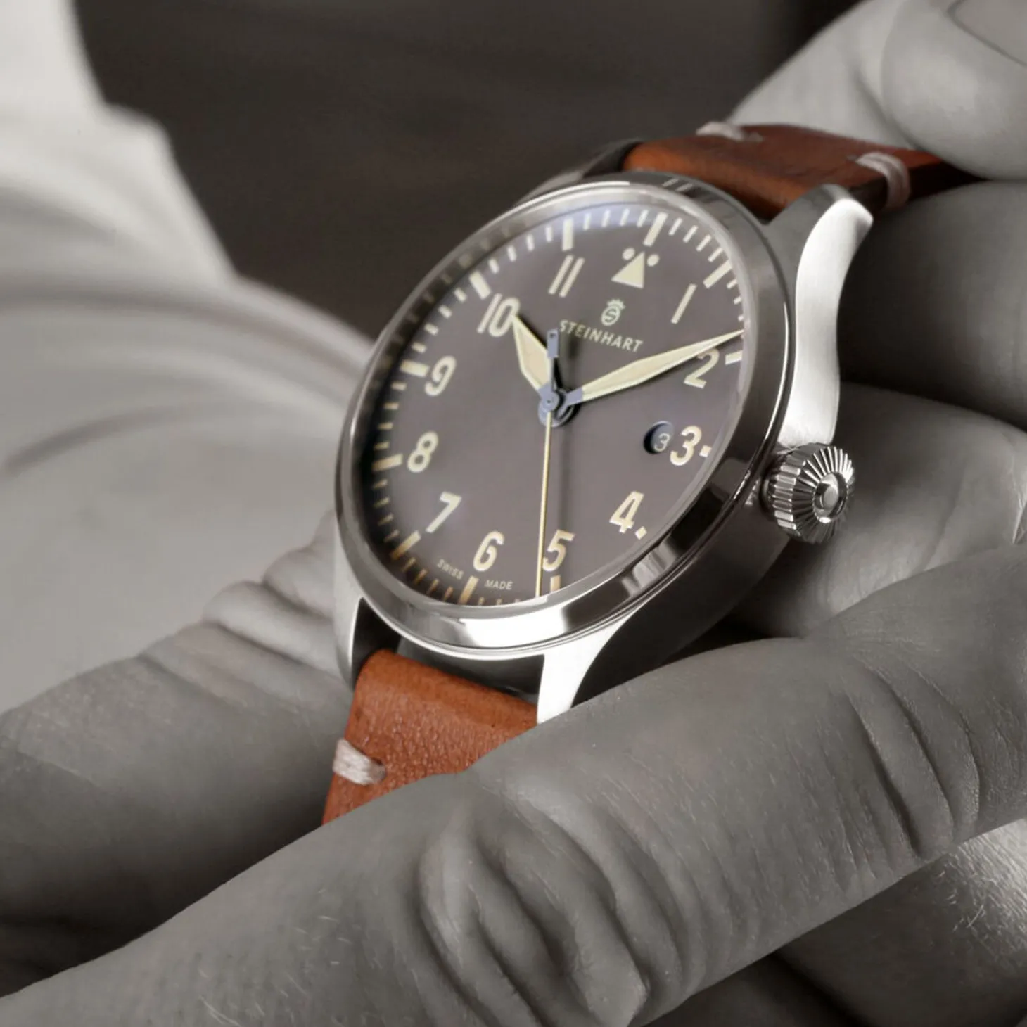 Steinhart Watches Nav B-Uhr 42 Vintage Beige A-Muster