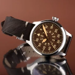 Steinhart Watches Nav B-Uhr 42 Vintage Brown B-Muster