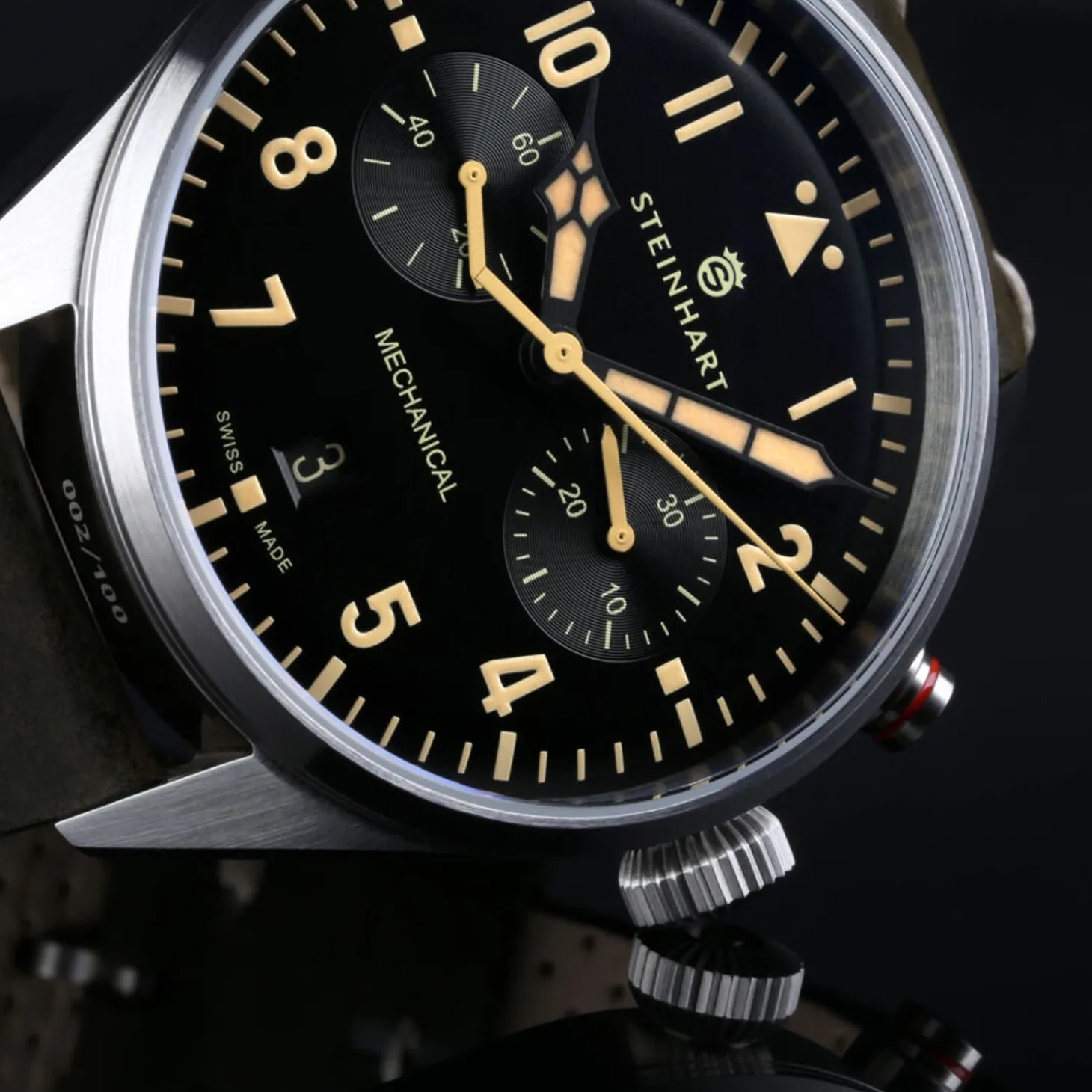 Steinhart Watches Nav.B - Monopusher 42 Black