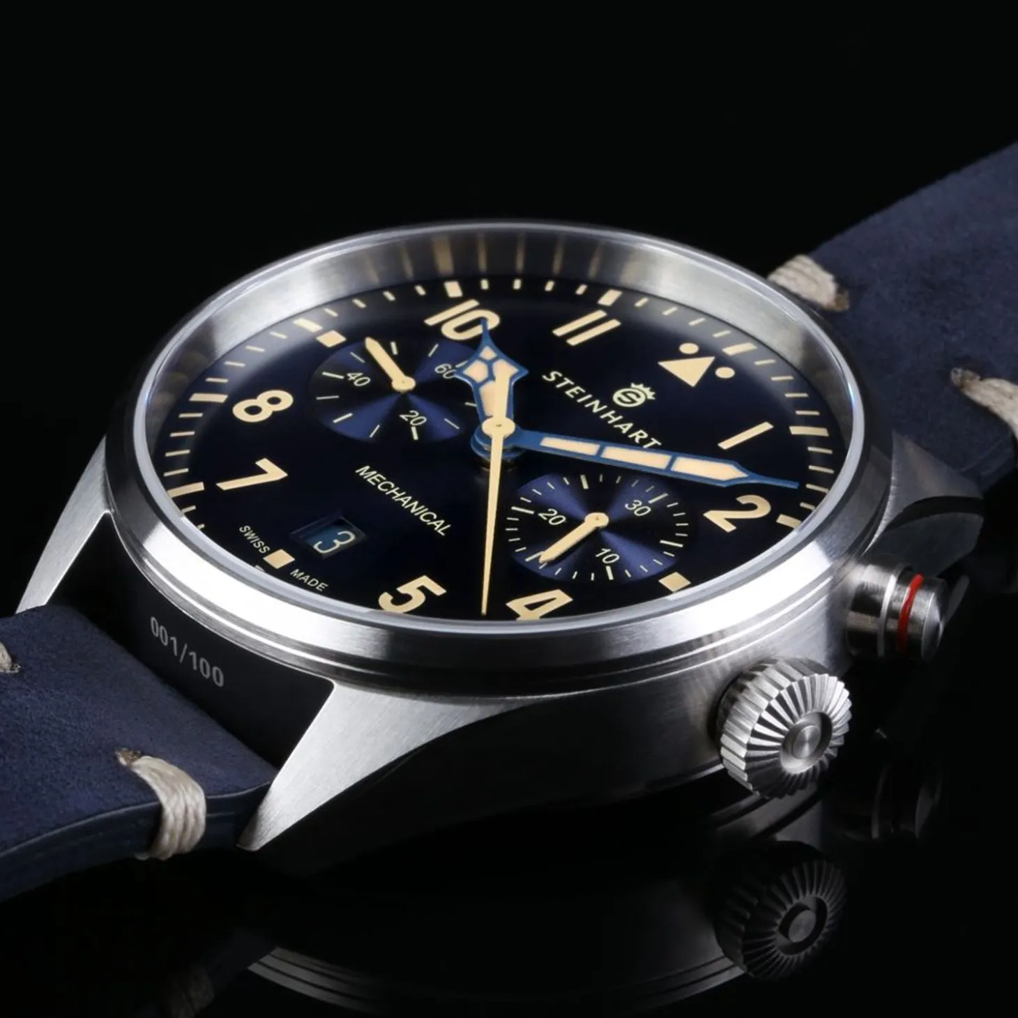 Steinhart Watches Nav.B - Monopusher 42 Blue