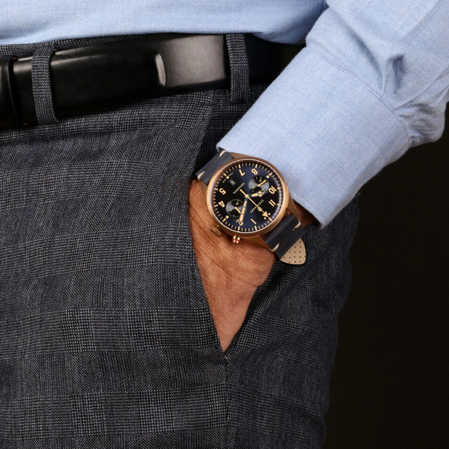 Steinhart Watches Nav.B - Monopusher Bronze 42 Blue