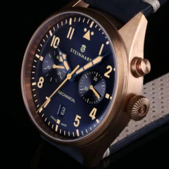Steinhart Watches Nav.B - Monopusher Bronze 42 Blue