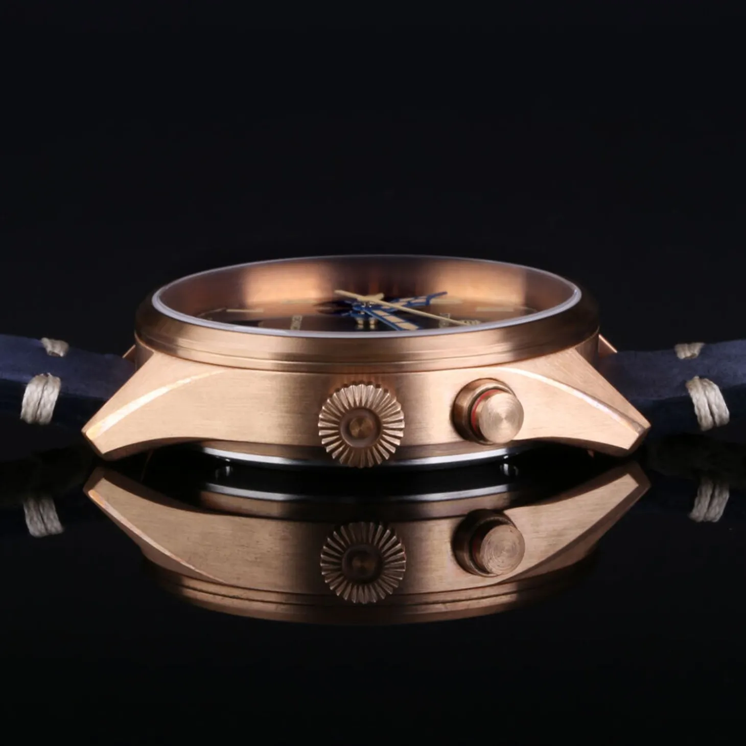 Steinhart Watches Nav.B - Monopusher Bronze 42 Blue