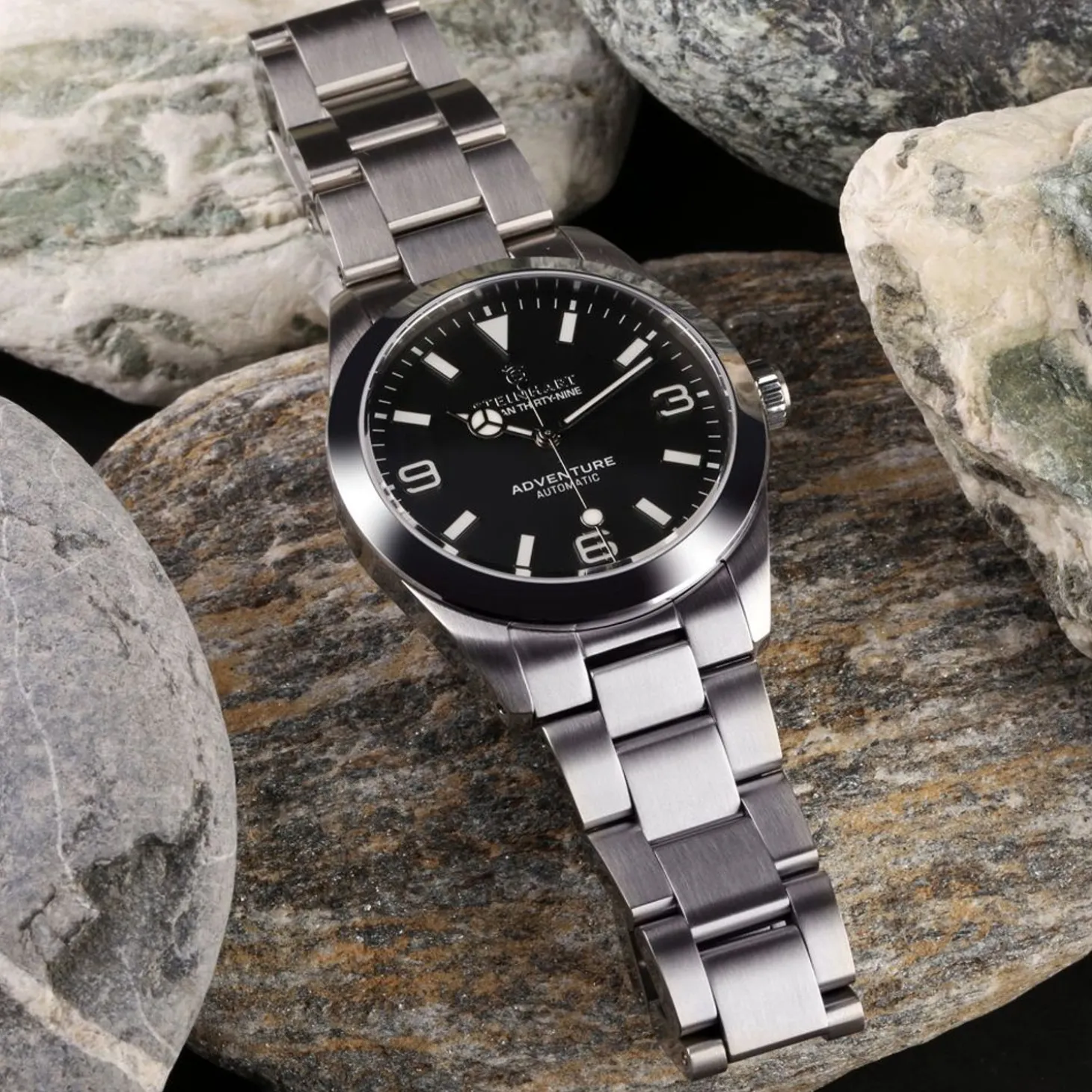 Steinhart Watches Ocean 39 Adventure Classic Diver Watch
