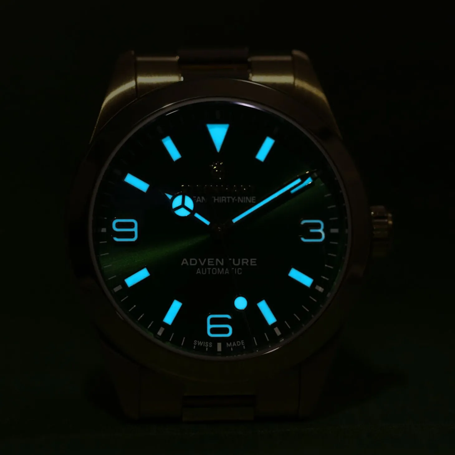 Steinhart Watches Ocean 39 Adventure Gold