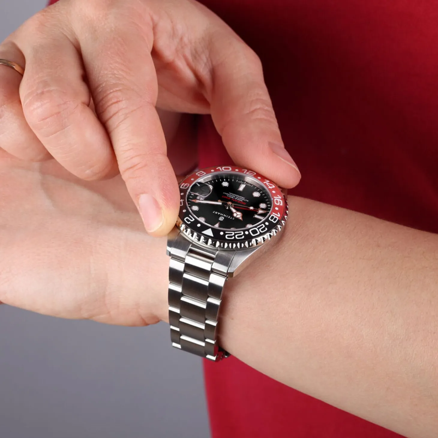 Steinhart Watches Ocean 39 Gmt Black-Red Ceramic Diver Watch