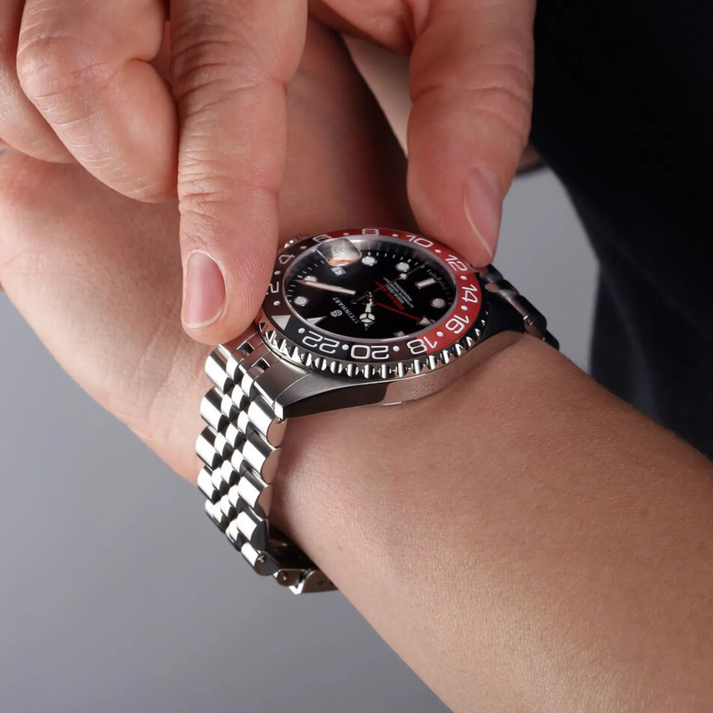 Steinhart Watches Ocean 39 Gmt.2 Black-Red Ceramic Diver Watch