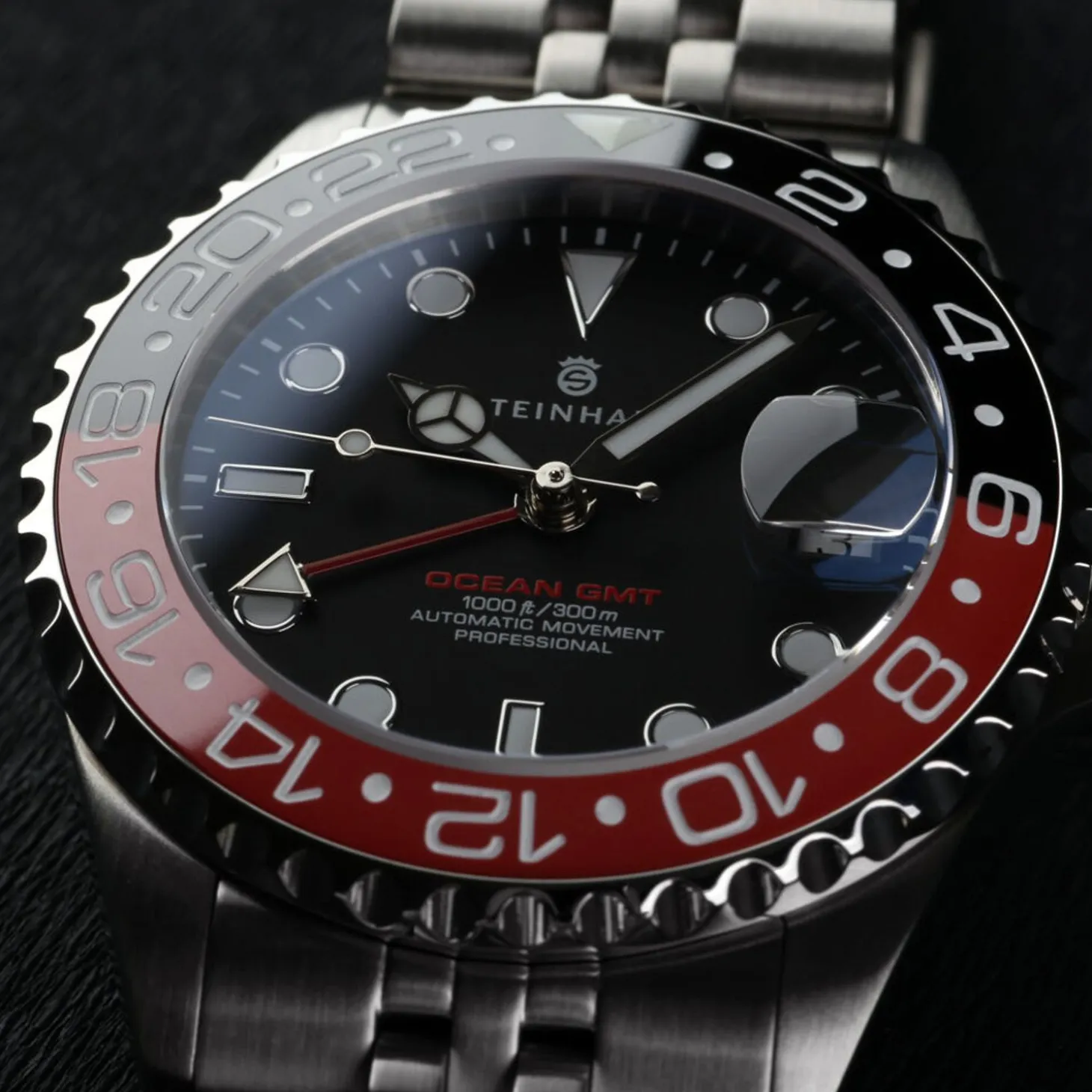 Steinhart Watches Ocean 39 Gmt.2 Black-Red Ceramic Diver Watch