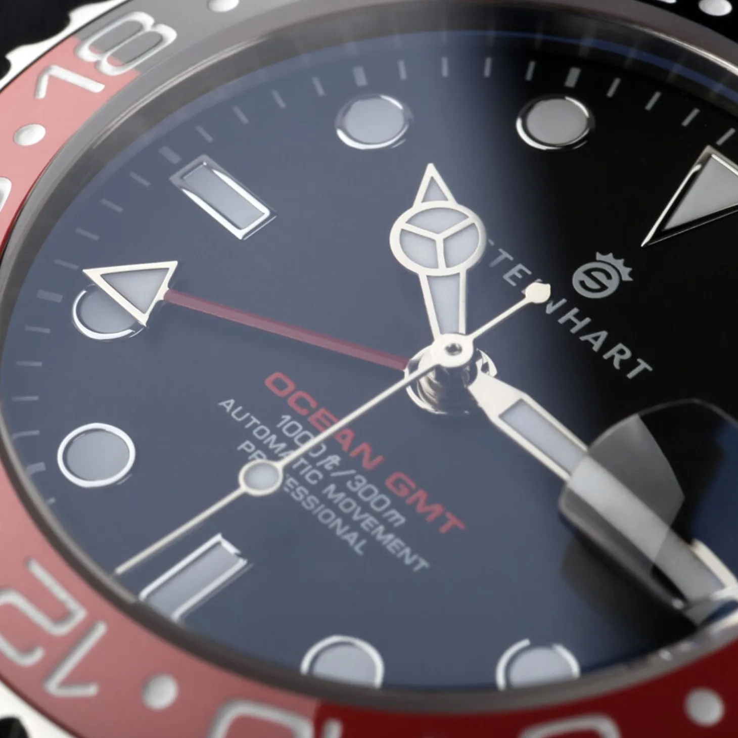 Steinhart Watches Ocean 39 Gmt.2 Black-Red Ceramic Diver Watch