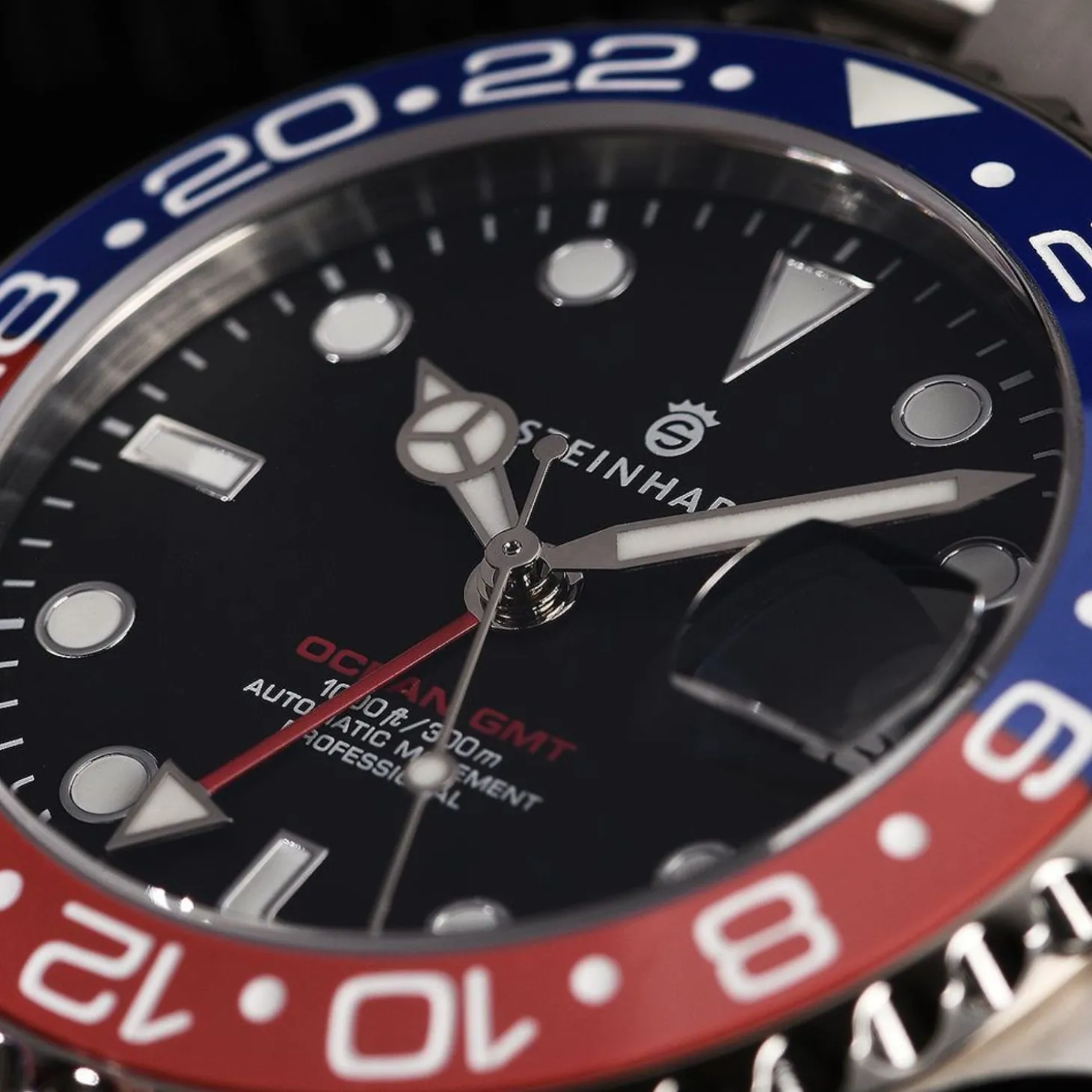 Steinhart Watches Ocean 39 Gmt Blue-Red Ceramic Diver Watch