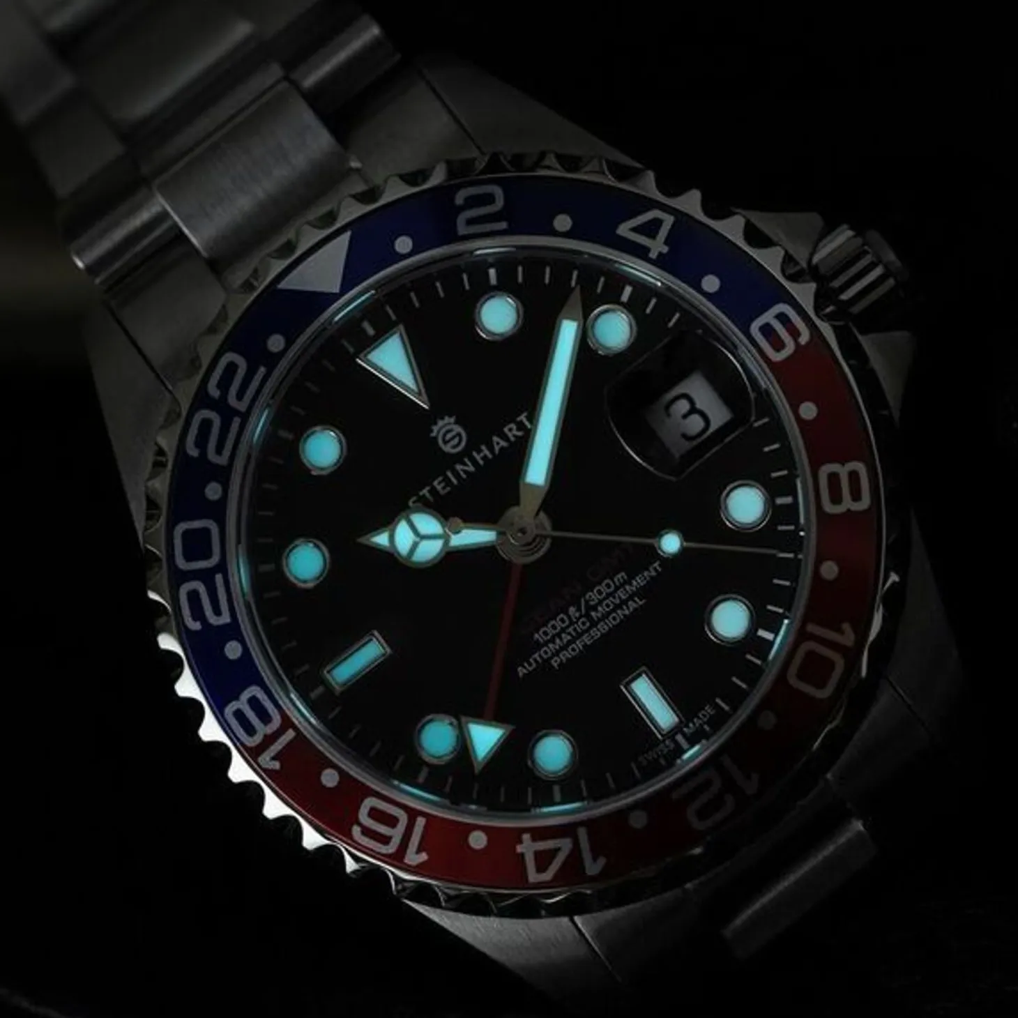 Steinhart Watches Ocean 39 Gmt Blue-Red Diver Watch
