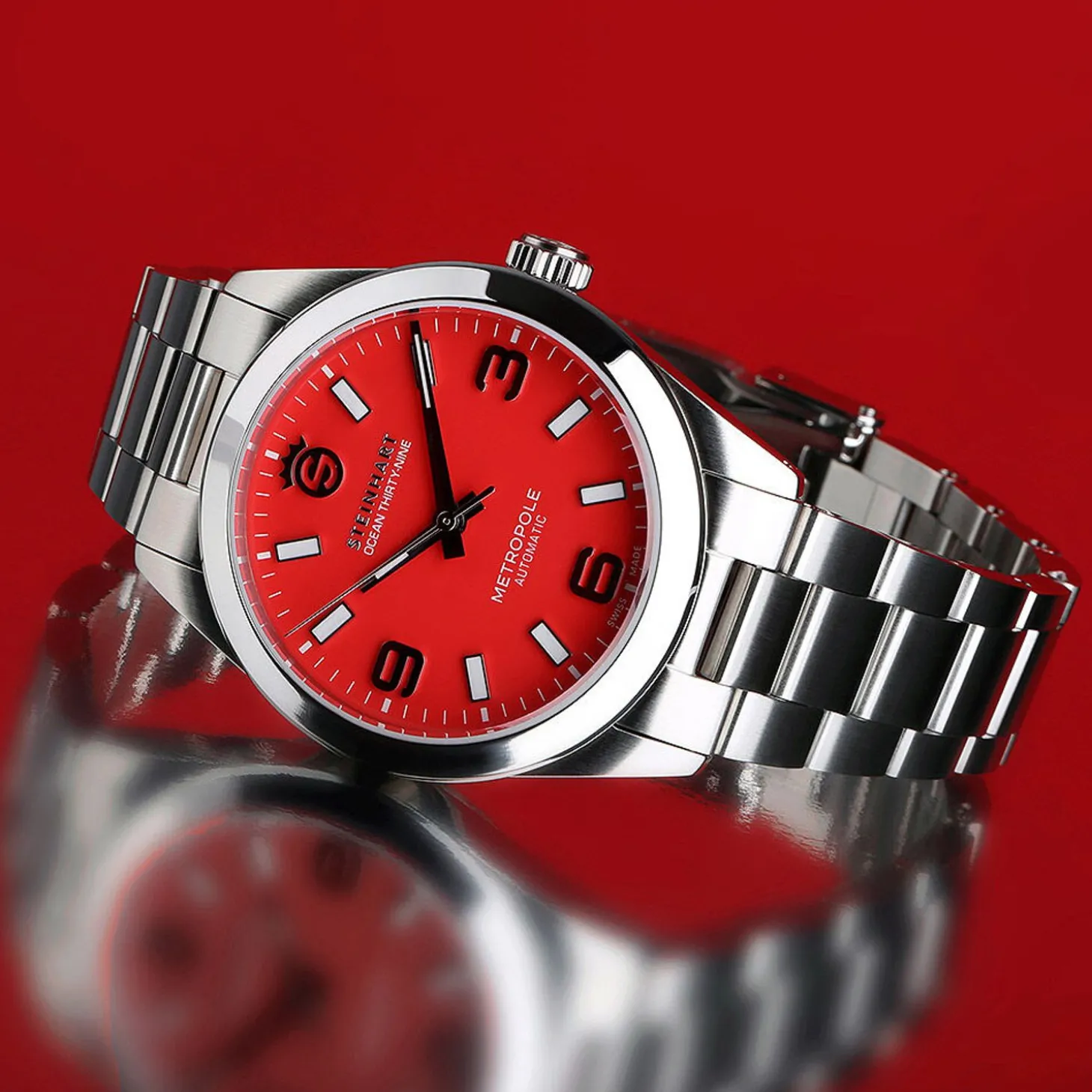 Steinhart Watches Ocean 39 Metropole Red