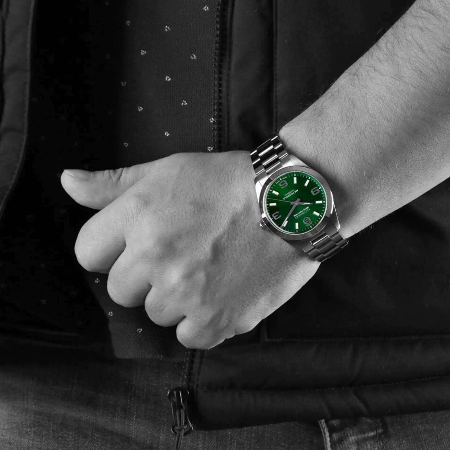 Steinhart Watches Ocean 39 Metropole Sunray Green