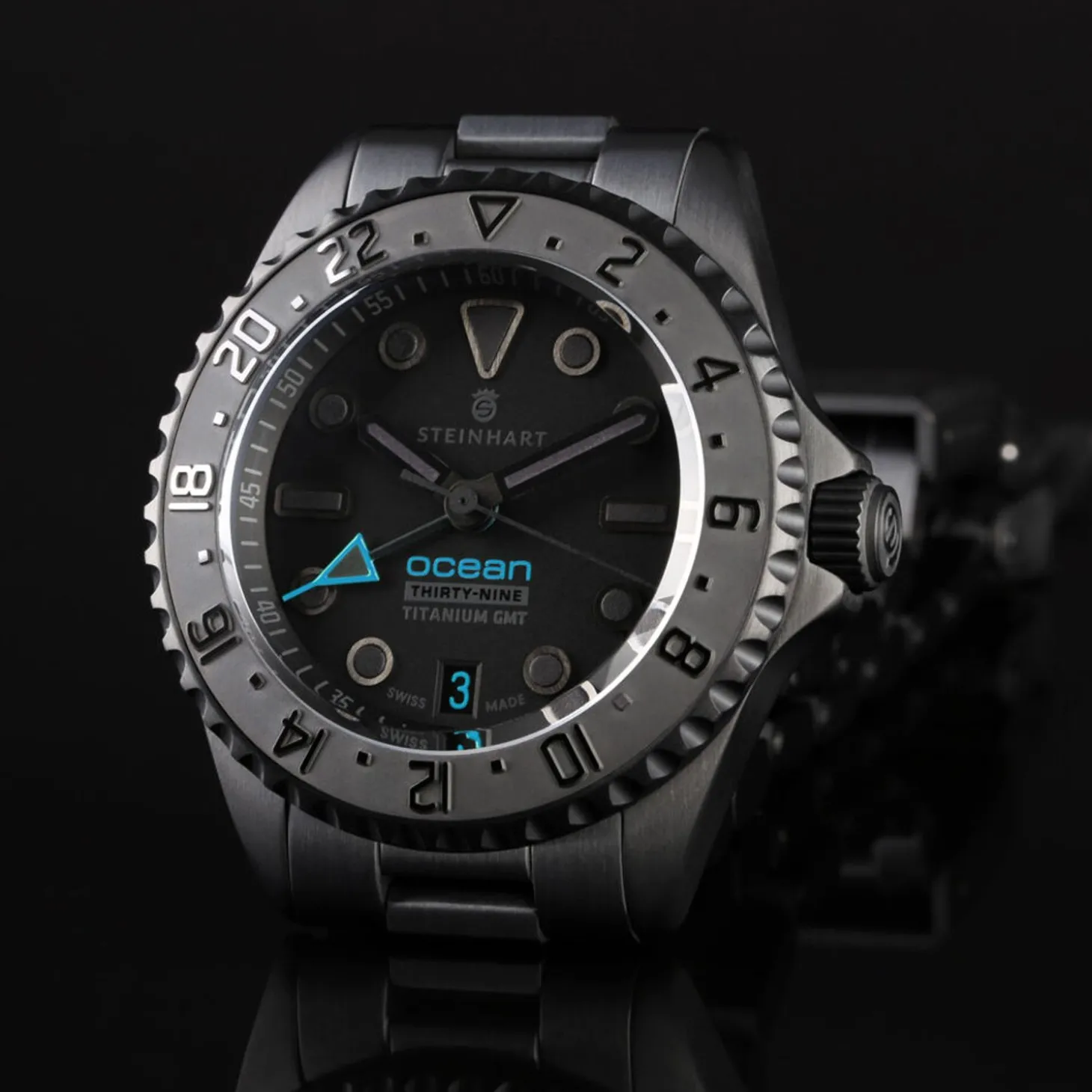 Steinhart Watches Ocean 39 Titanium Gmt Phantom Blue