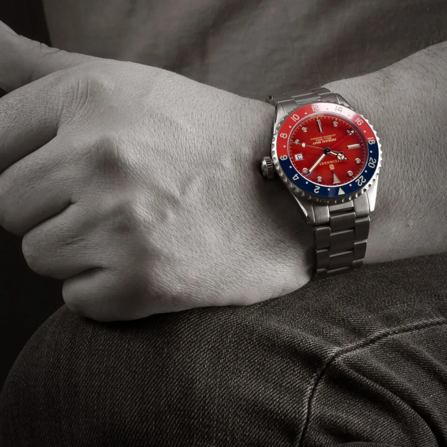 Steinhart Watches Ocean 39 Vintage Gmt Premium Red Ceramic Diver Watch