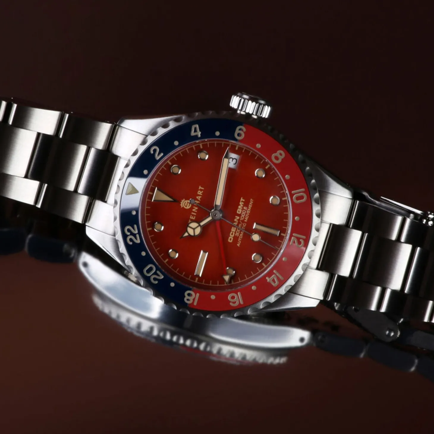 Steinhart Watches Ocean 39 Vintage Gmt Premium Red Ceramic Diver Watch