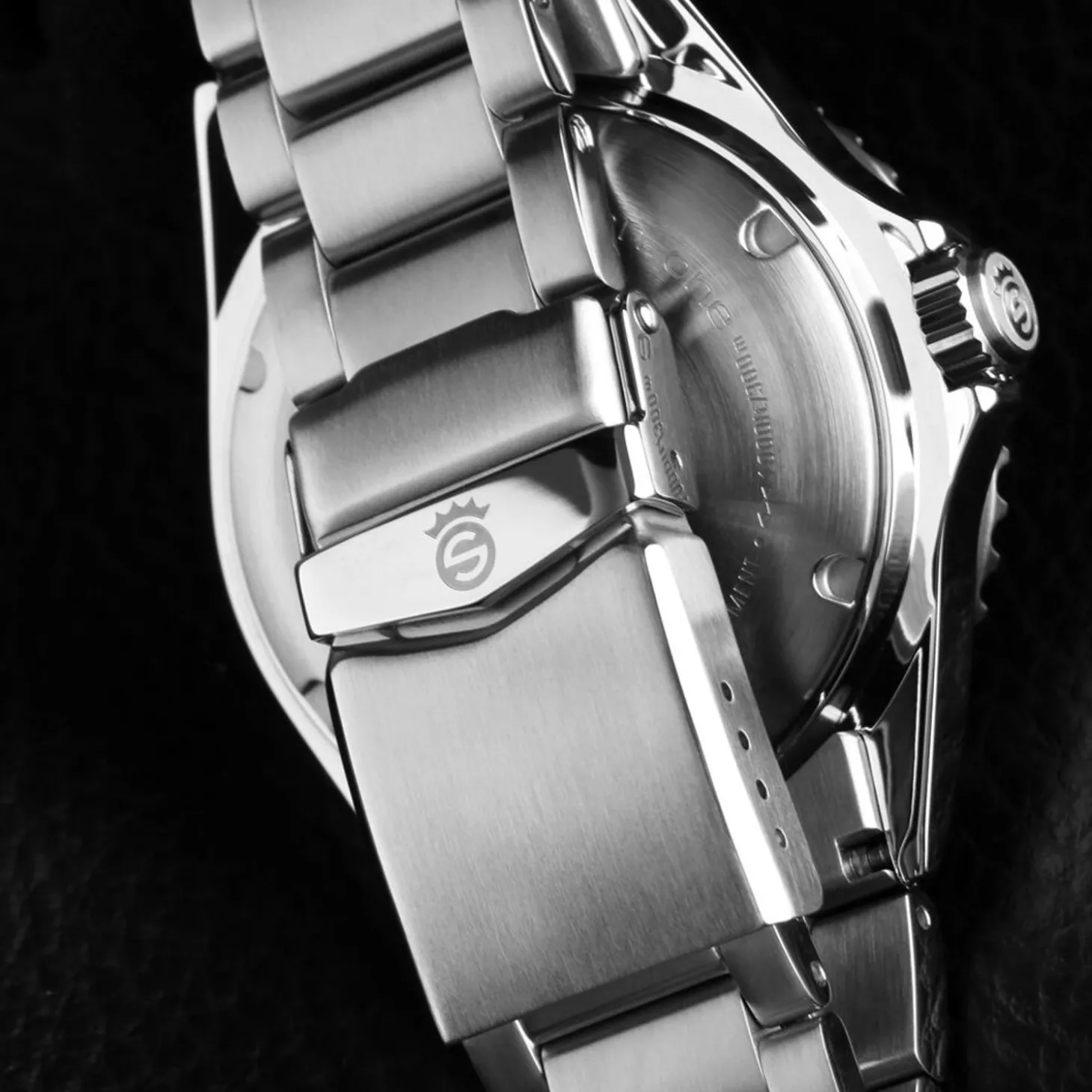 Steinhart Watches Ocean One Gmt Classic Ceramic