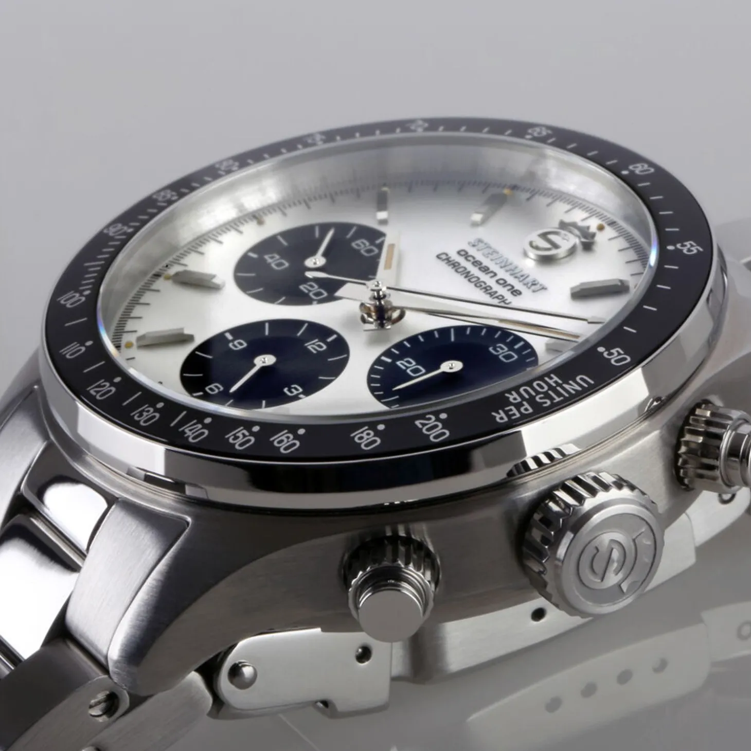 Steinhart Watches Ocean One Vintage Chronograph Ii Silver